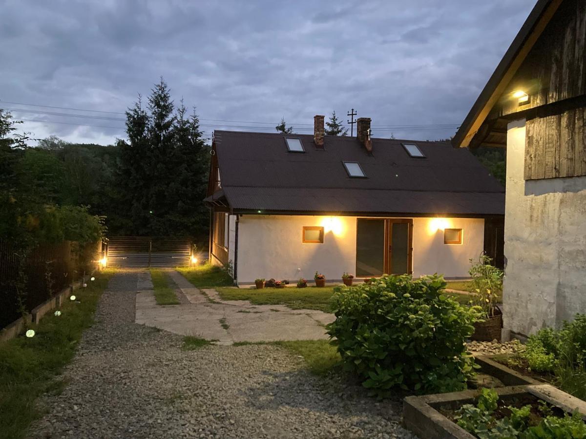 Gospodarstwo Przy Drodze. Czchow Exterior foto